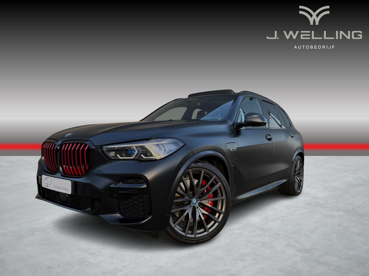 bmw-x5-xdrive45e-black-vermilion-b&