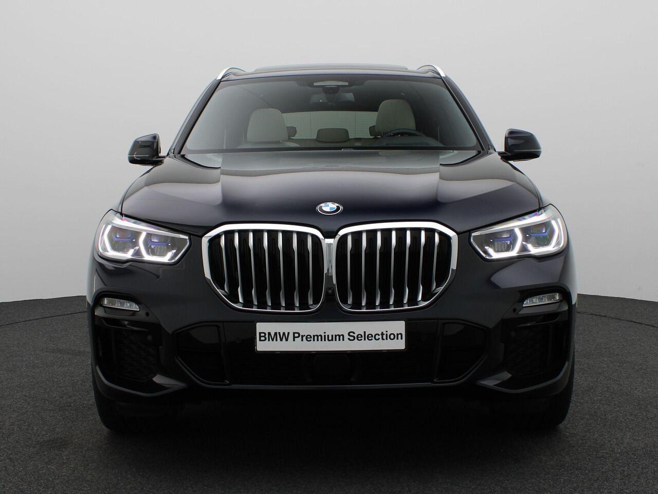 BMW X5 xDrive45e High Executive | M Sportpakket | Safety Pack | BMW Personal CoPilot Pack | Integral Active Steering | Panoramadak | Driving Assistant Professional | Head Up Display | HiFi | 22''