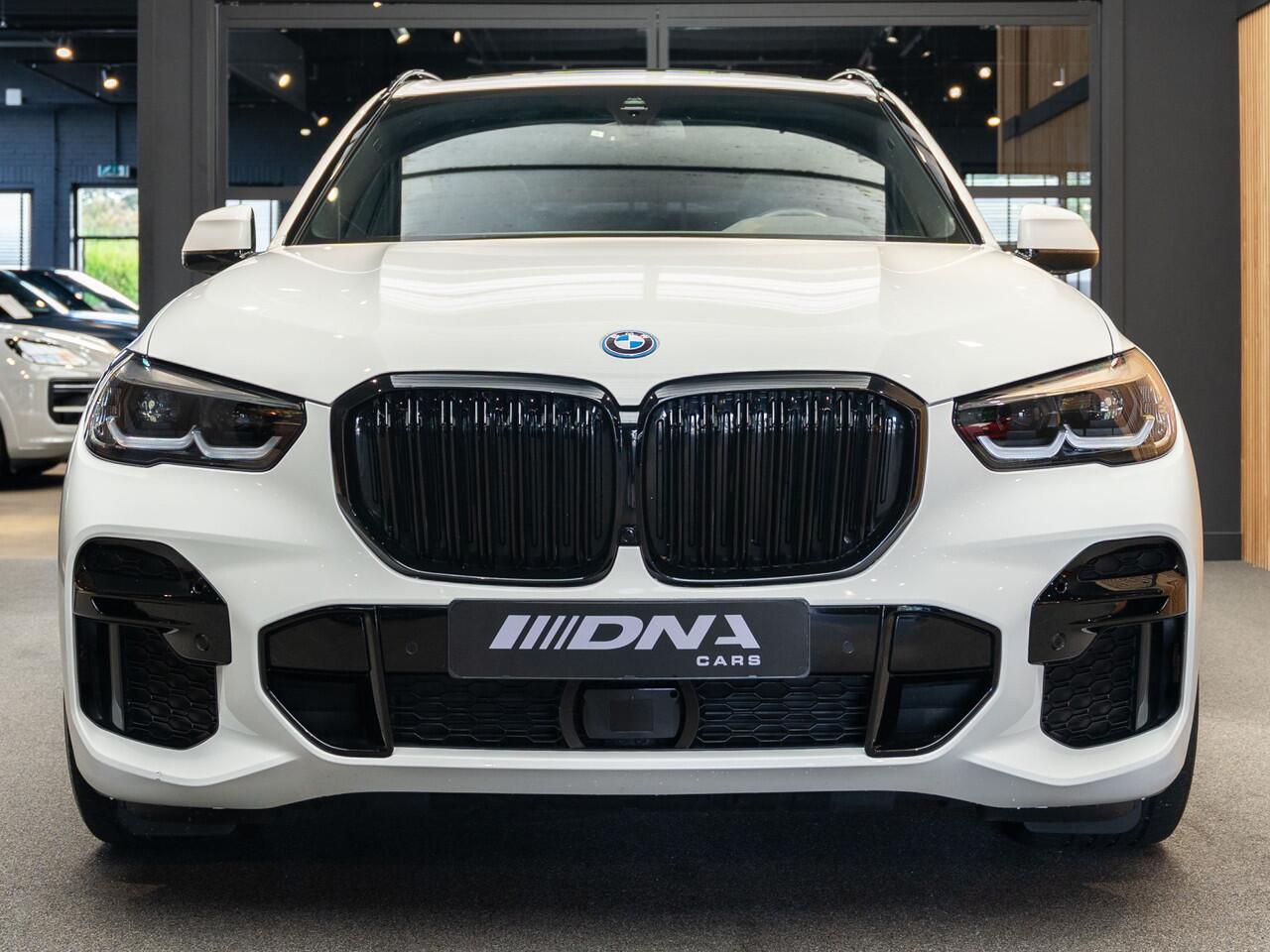 BMW X5 xDrive45e M-sport Pakket xDrive45e Pano Leder