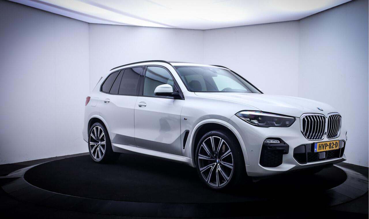 BMW X5 40iA M-SPORT High Executive PANO | VERNASCA LEDER | 22"LMV | CAMERA | CARPLAY