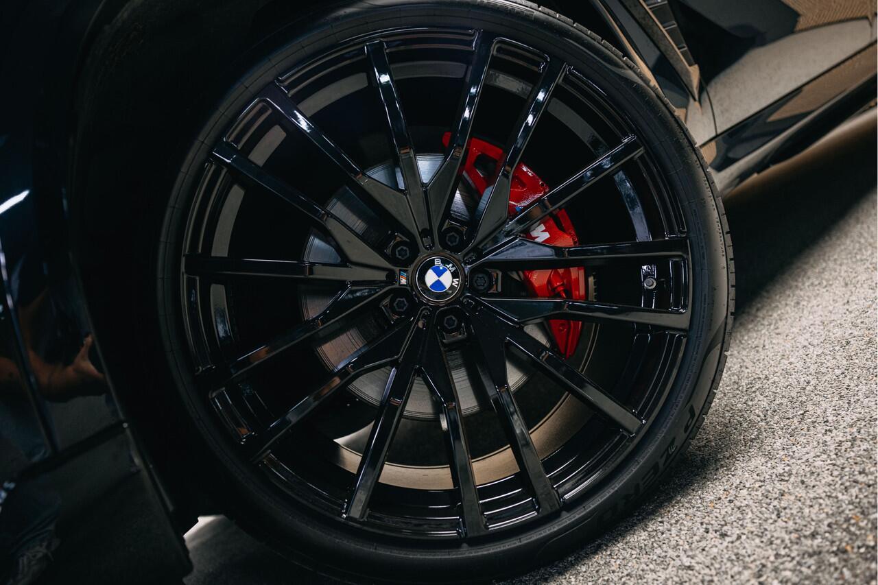 BMW X5 xDrive50e | Volledig M uitgevoerd| Head-up | Verwarmde en verkoelde bekerhouders | Pano |