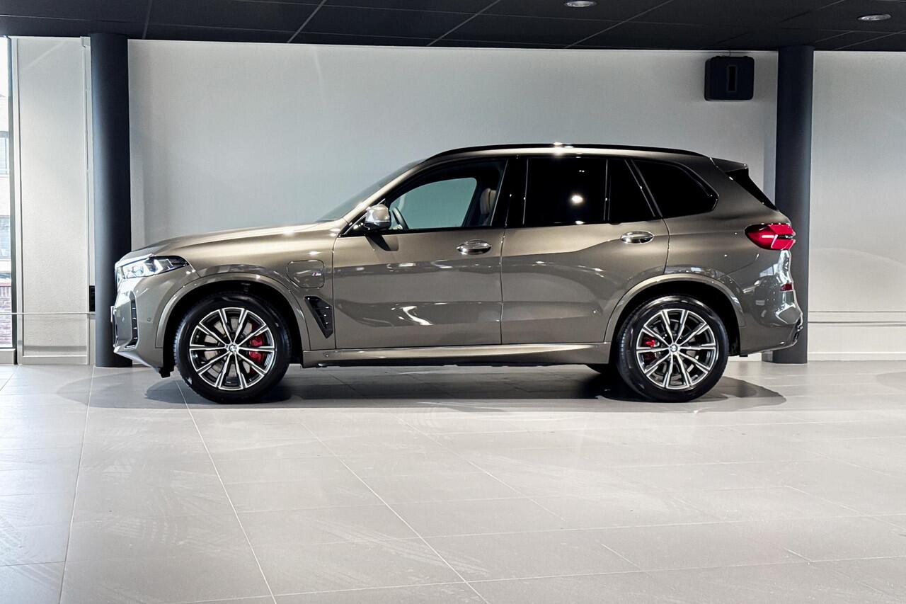 BMW X5 xDrive50e | M Sport Pro | Glazen Panoramadak | Stoelventilatie | Comfort Access | Trekhaak |