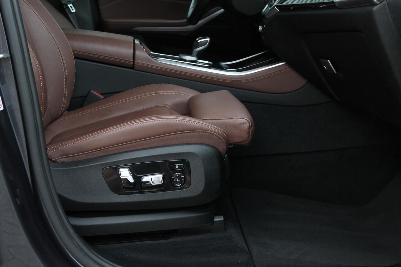 BMW X5 xDrive30d I Aut. I Navi I Leder I Grijs Kenteken