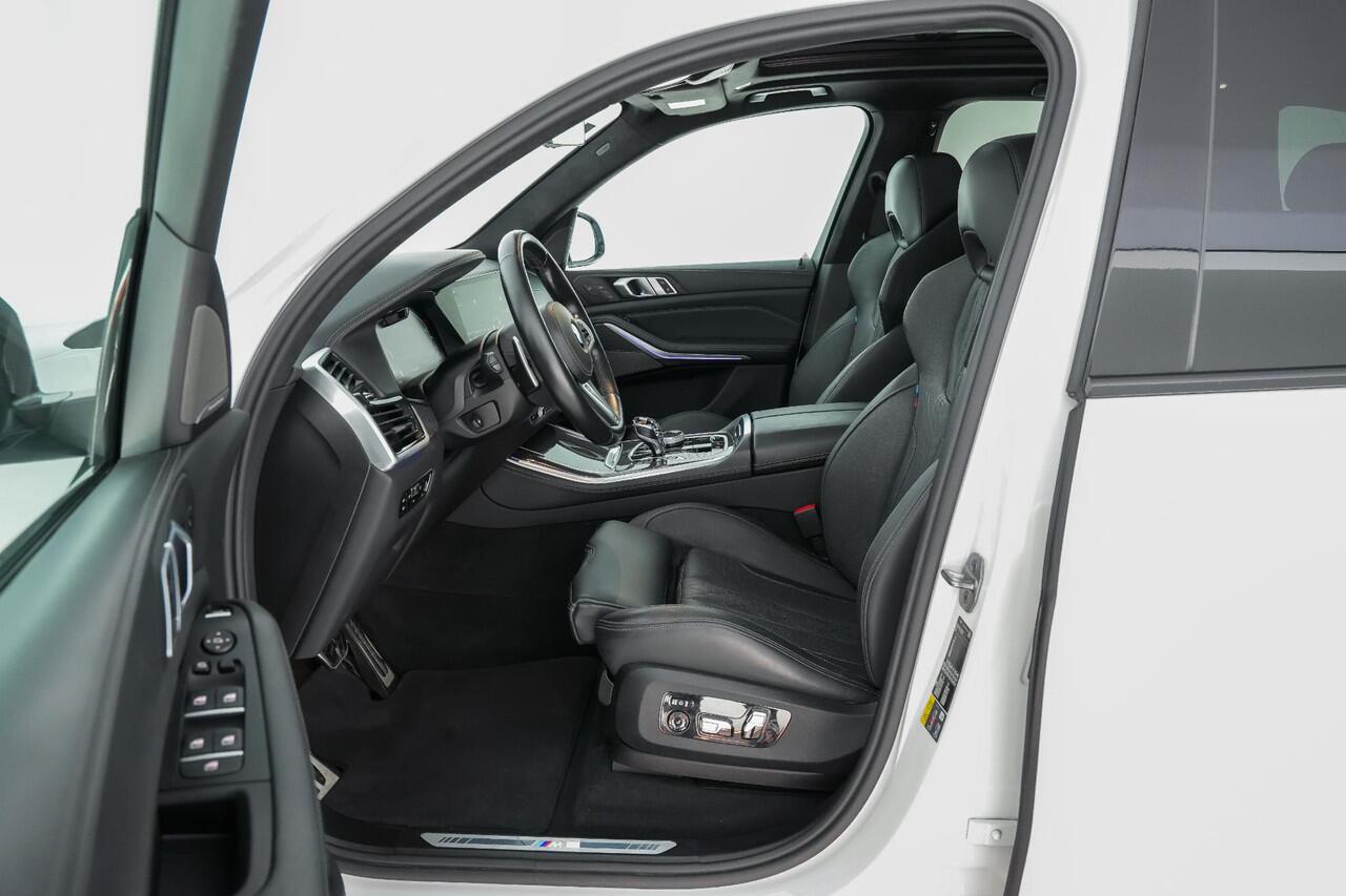 BMW X5 45e xDrive 394pk High Executive |splitterset|M-sportpakket|M-performance seats|schuif/kantel|Harman&Kardon|massage|Laser LED|memory|360 camera|diamond pook|HUD|carbon interieur|Apple Carplay|22" lichtmetalen velgen|