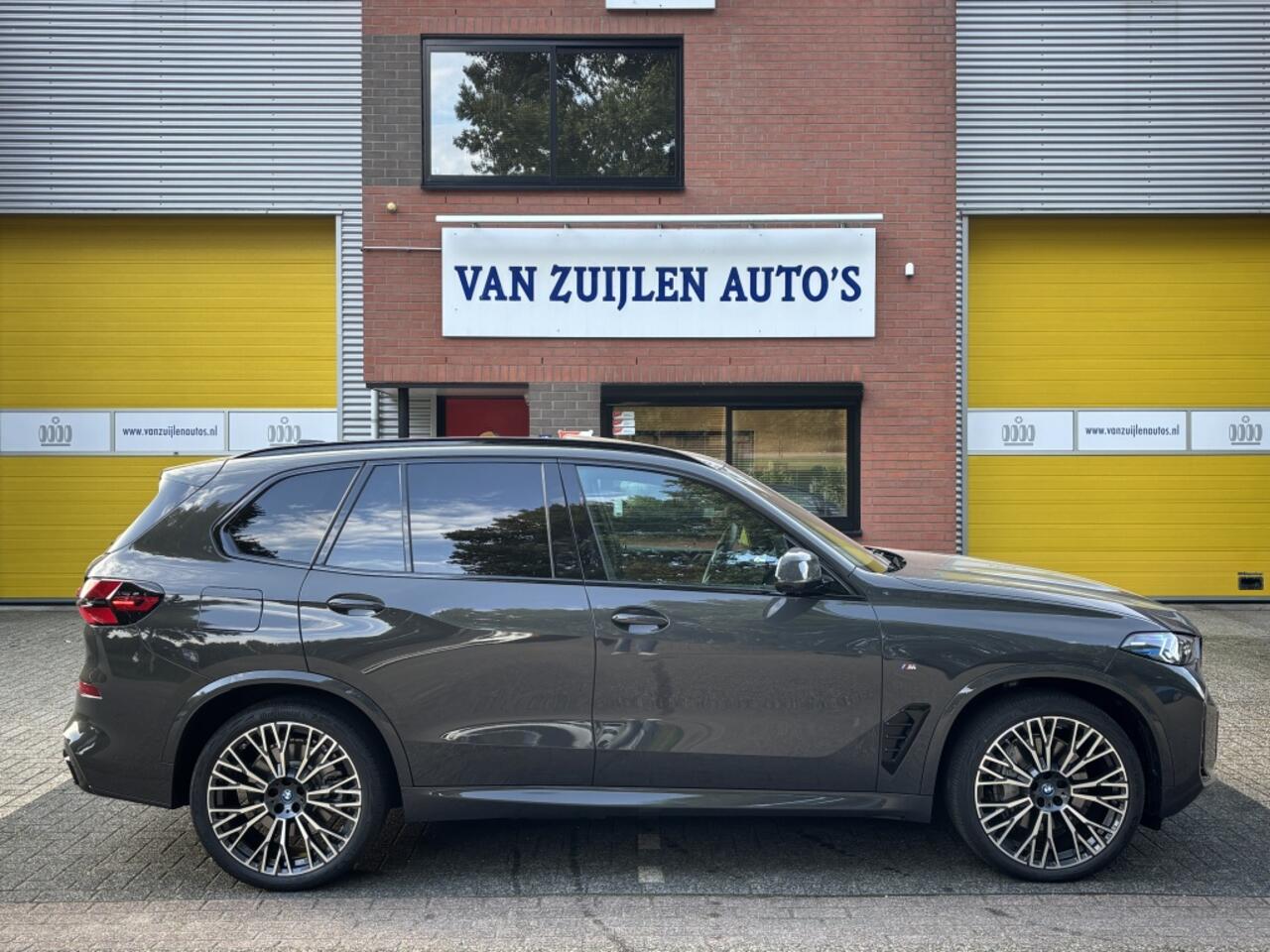 BMW X5 xDrive50e M-Sport Pano 4AS Trekhaak Head-Up 22'' HarmanKardon