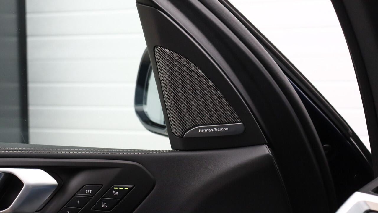 BMW X5 xDrive50e M-Sport Pro | Massage | Harman/Kardon | Panoramadak | Soft-Close | Head-up | Stoelventilatie | Trekhaak | Carbon