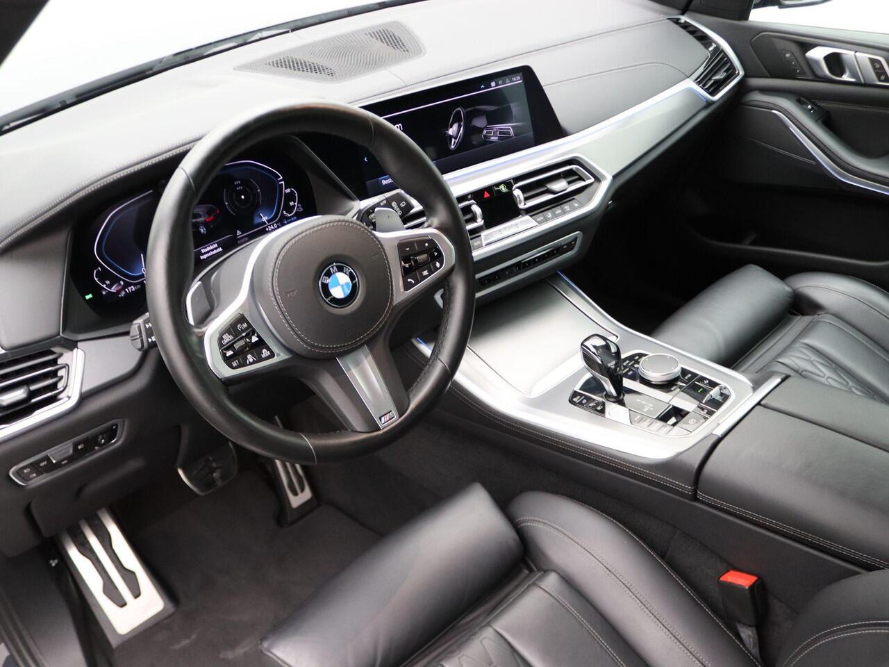 BMW X5 xDrive45e High Executive | M Sportpakket | Comfortstoelen | Trekhaak | Driving Assist. Prof. | HiFi | 21''