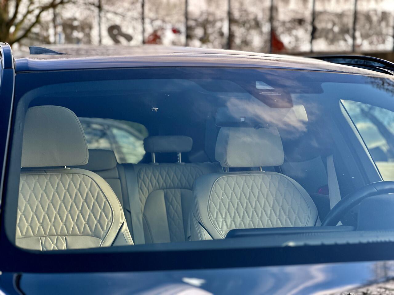 BMW X5 xDrive45e | Dark Label | Panodak | Luchtvering | Beige leer | 360 camera | Head Up | Laser kolampen | Incl btw