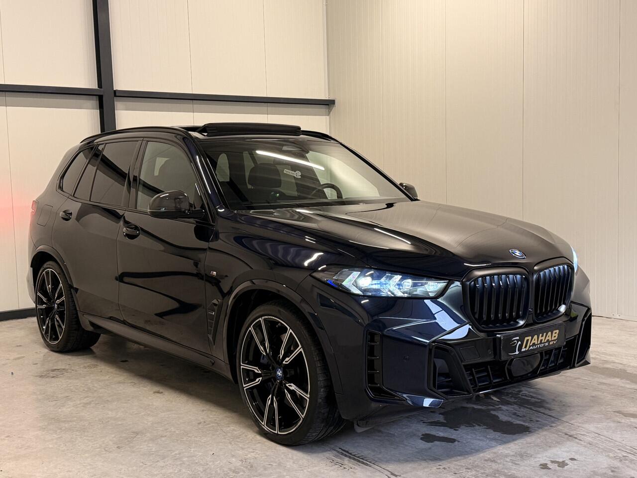 BMW X5 xDrive50e M-Sport | Carbon | Pano | Memory | Stoelverwarming / Verkoeling | Led | Soft-Close | Cruise | DAB | Apple Carplay / Android Auto