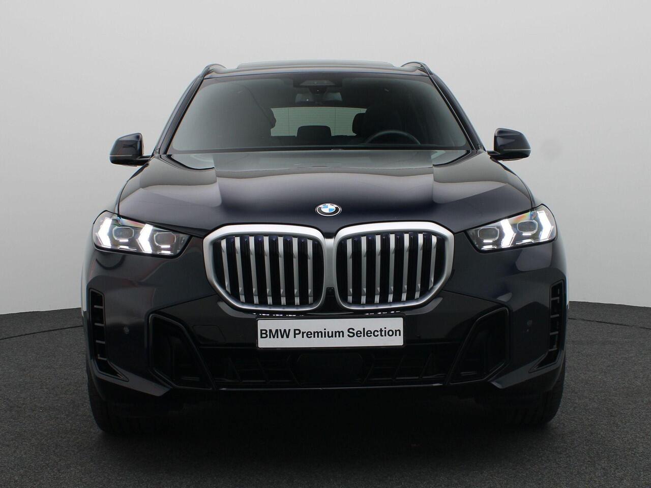 BMW X5 xDrive40d M Sportpakket | Trekhaak | Harman Kardon | Comfortstoelen | Panoramadak |