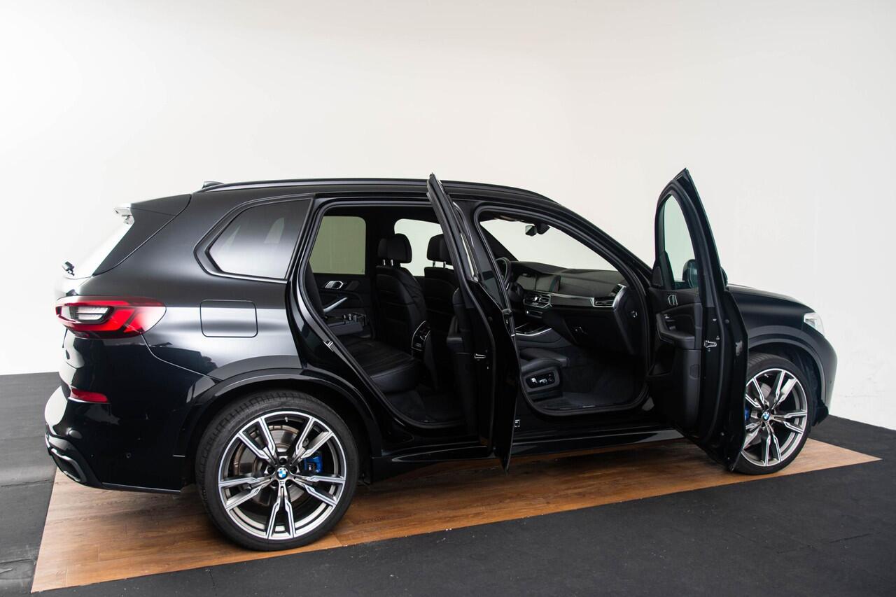 BMW X5 M50i High Executive Trekhaak - Panoramadak - Stoel Massage/Ventilatie - Warmte Comfort Pack - Head up - Harman Kardon - Driving Assistant Professional - Soft close - Comfort Acces - Interieurvoorverwarming -