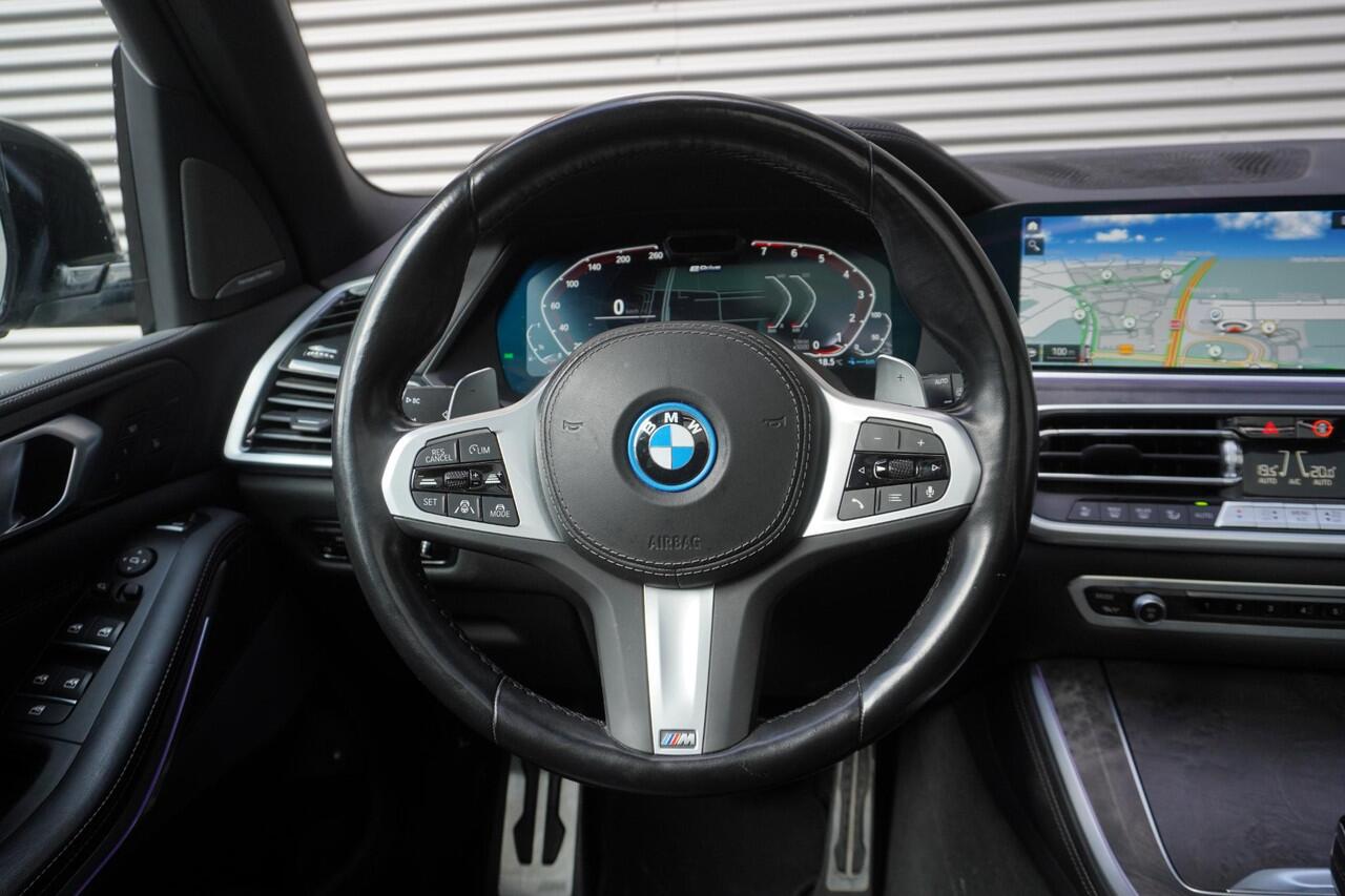 BMW X5 xDrive45e M Sportpakket | Driving Assistant Professional | Glazen panoramadak | Trekhaak met elektrisch wegklapbare kogel | HIFI System Harman Kardon | Head-Up Display | Stoelventilatie voor beide voorstoelen