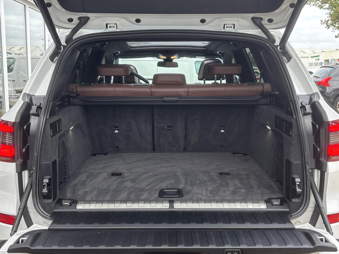 BMW X5 xDrive45e High Executive | M Pakket | Pano | Harmon Kardon | LED Koplampen