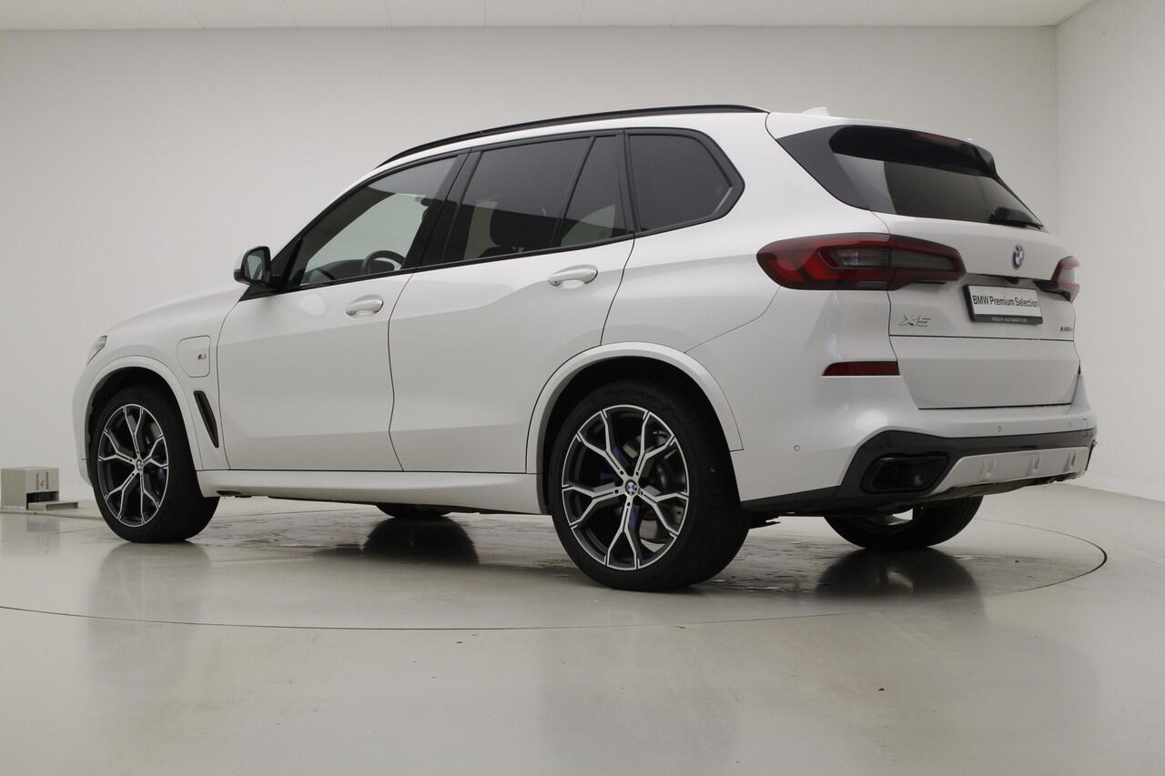 BMW X5 xDrive45e M-Sport | 21" | Panorama | Harman Kardon | Trekhaak | Soft Close | Driving Assistant Professional