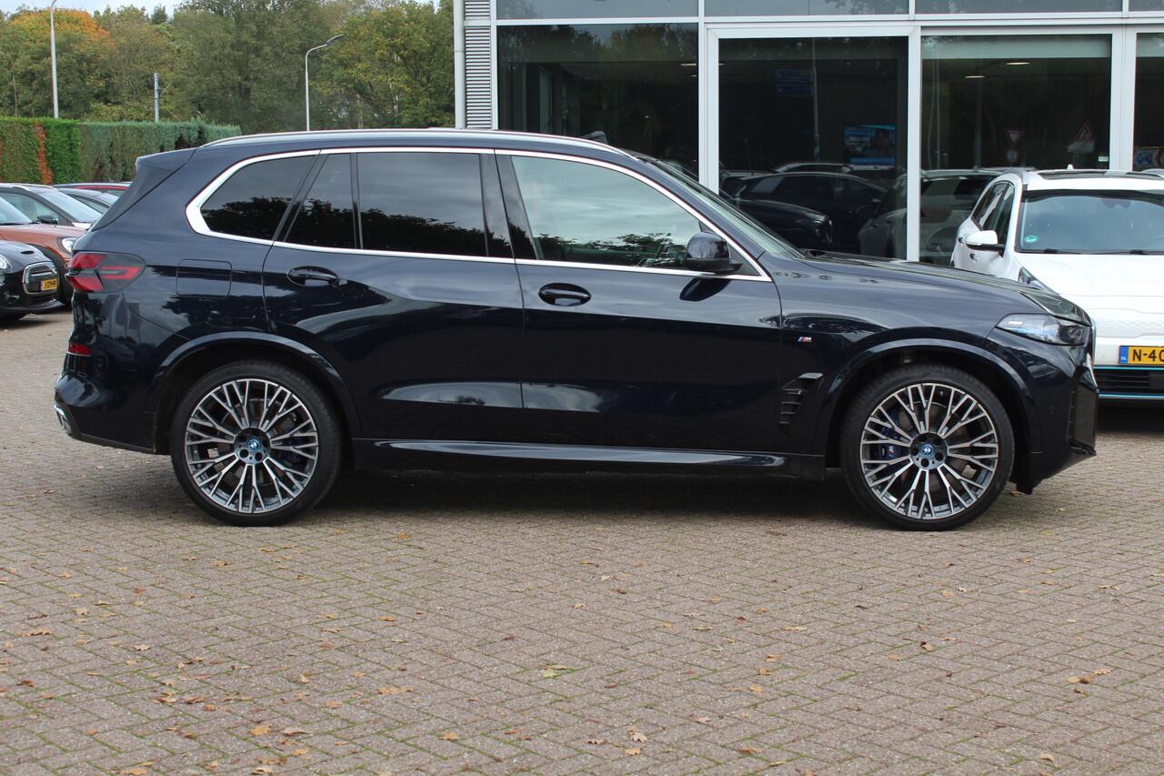 BMW X5 xDrive50e Launch Edition / Trekhaak / Panoramadak / 360Camera / Head-up / Stoelmassage / Softclose / 22'' / Harman Kardon / Skylounge / Keyless / Luchtvering / Stoelventilatie / Stoelverwarming 4x / 4zone Airco / DAB