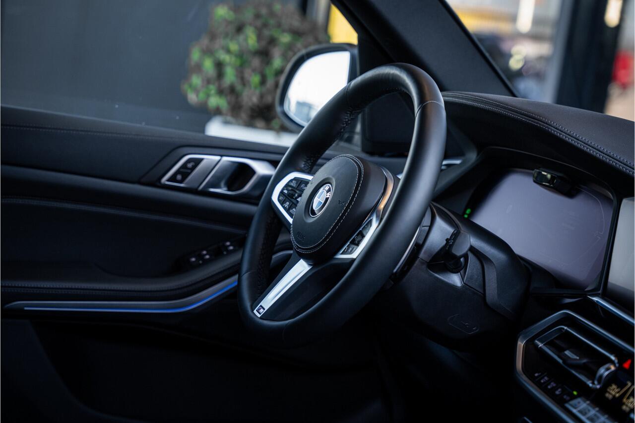BMW X5 xDrive30d - Ex. BTW | Grijs Kenteken | M-Sport | Panorama | Elek. Trekhaak