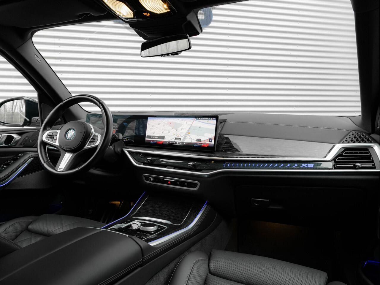 BMW X5 xDrive50e M-Sport Pro - Comfortzetels - Trekhaak - Driving + Parking Ass Prof