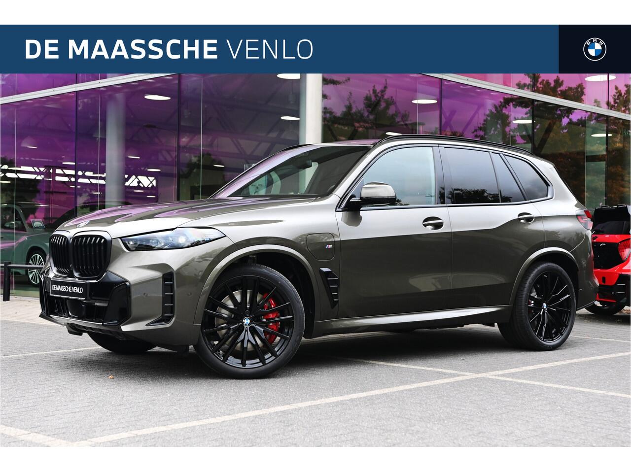 BMW X5 xDrive50e High Executive M Sport Automaat / Panoramadak Sky Lounge / Trekhaak / Bowers & Wilkins / Massagefunctie / Soft-Close / Parking Assistant Professional / Active Steering