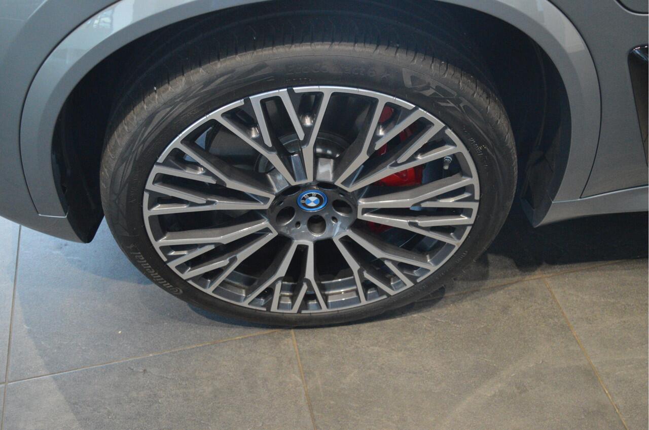 BMW X5 xDrive50e M-Sport pano head up Harman Kardon 22 inch !!