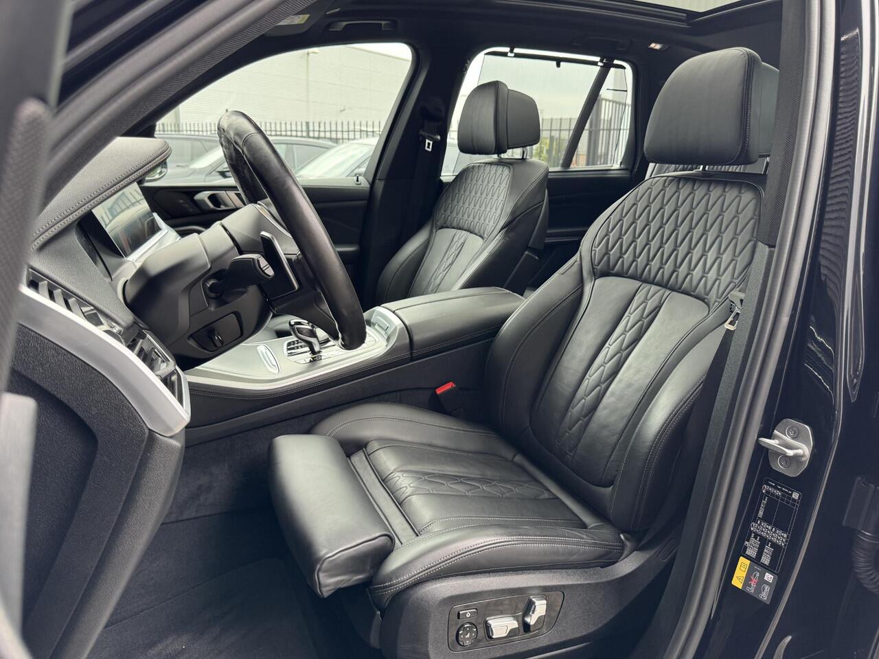 BMW X5 xDrive45e High Executive M Sport Pakket Automaat / Live Cockpit Professional / Panoramadak / Trekhaak / Comfortstoelen / Head-Up Display / Luchtvering / Driving Assistant Professional / Hifi / Stoelverwarming voor+achter /