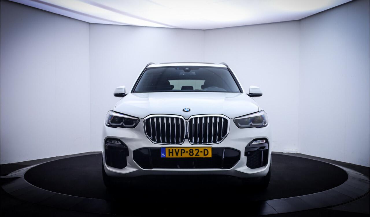 BMW X5 40iA M-SPORT High Executive PANO | VERNASCA LEDER | 22"LMV | CAMERA | CARPLAY