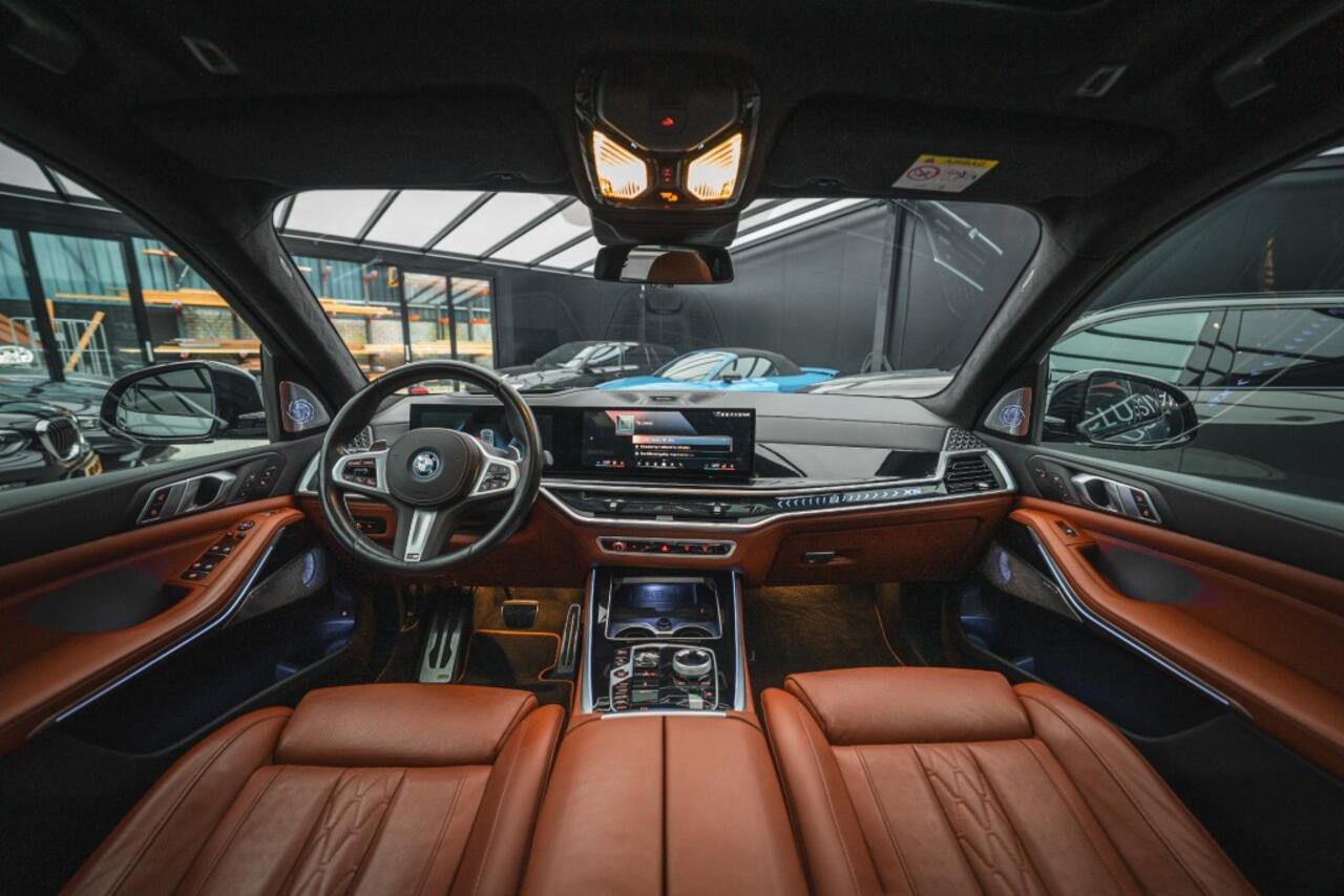 BMW X5 FULLOPTION, BenW, M, STOELVERW, CUPHOLDER, WIRELESS,PANO