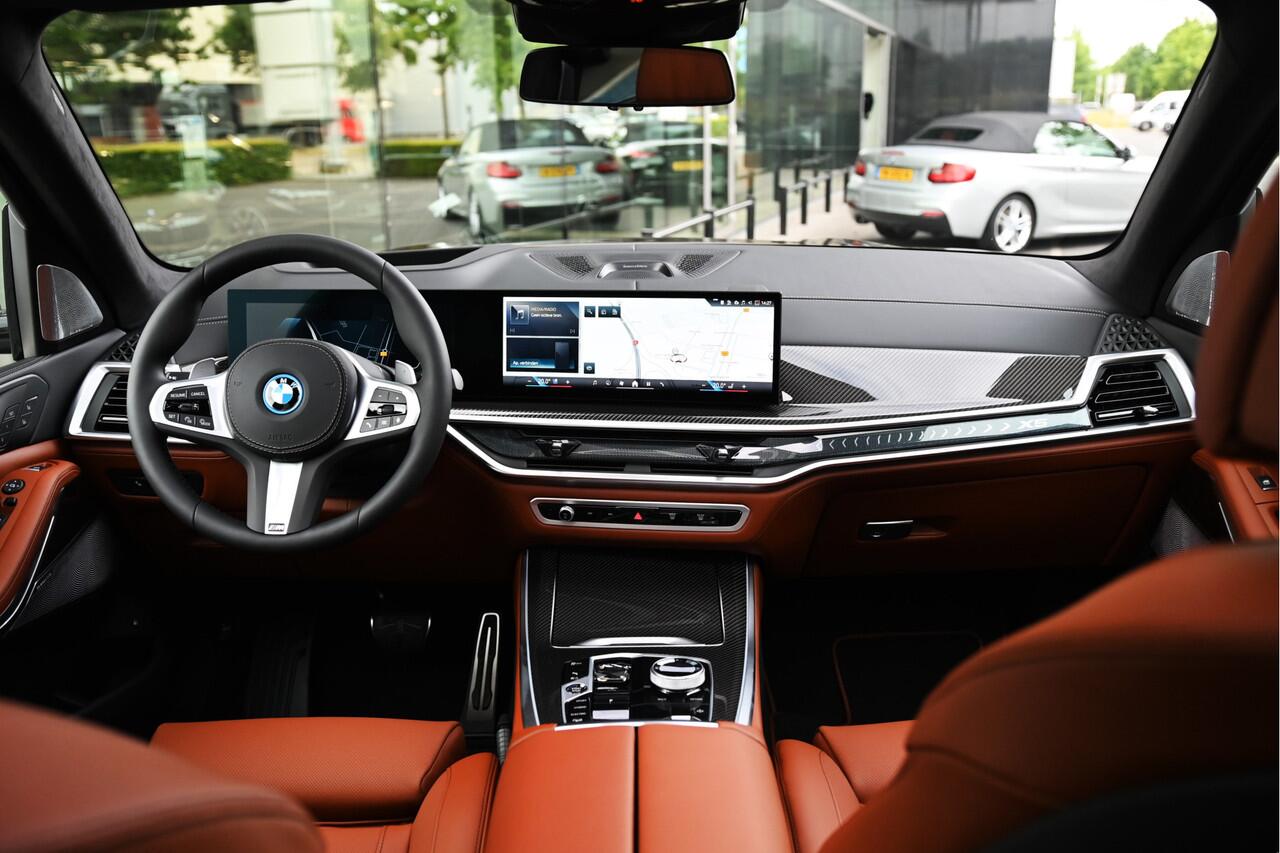 BMW X5 xDrive50e High Executive M Sport Automaat / Panoramadak Sky Lounge / Trekhaak / Massagefunctie / Bowers & Wilkins / Parking Assistant Professional / Soft-Close / Active Steering