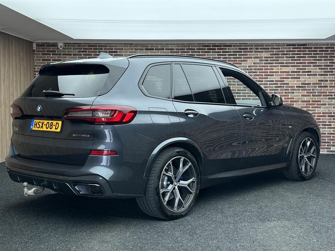 BMW X5 xDrive45e High Executive M Pakket Panorama HeadUp Leer Trekhaak