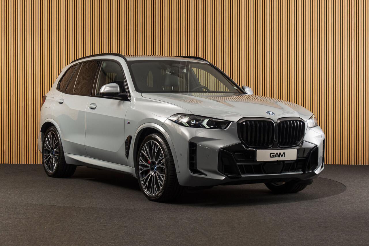 BMW X5 xDrive50e M-SPORT PRO I MASSAGE I TOWB I 22" I CARBON I PANO