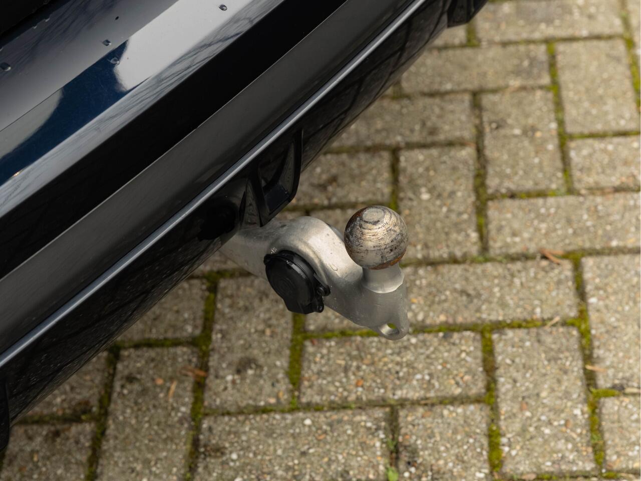 BMW X5 xDrive50e M-Sport Pro - Comfortzetels - Trekhaak - Driving + Parking Ass Prof