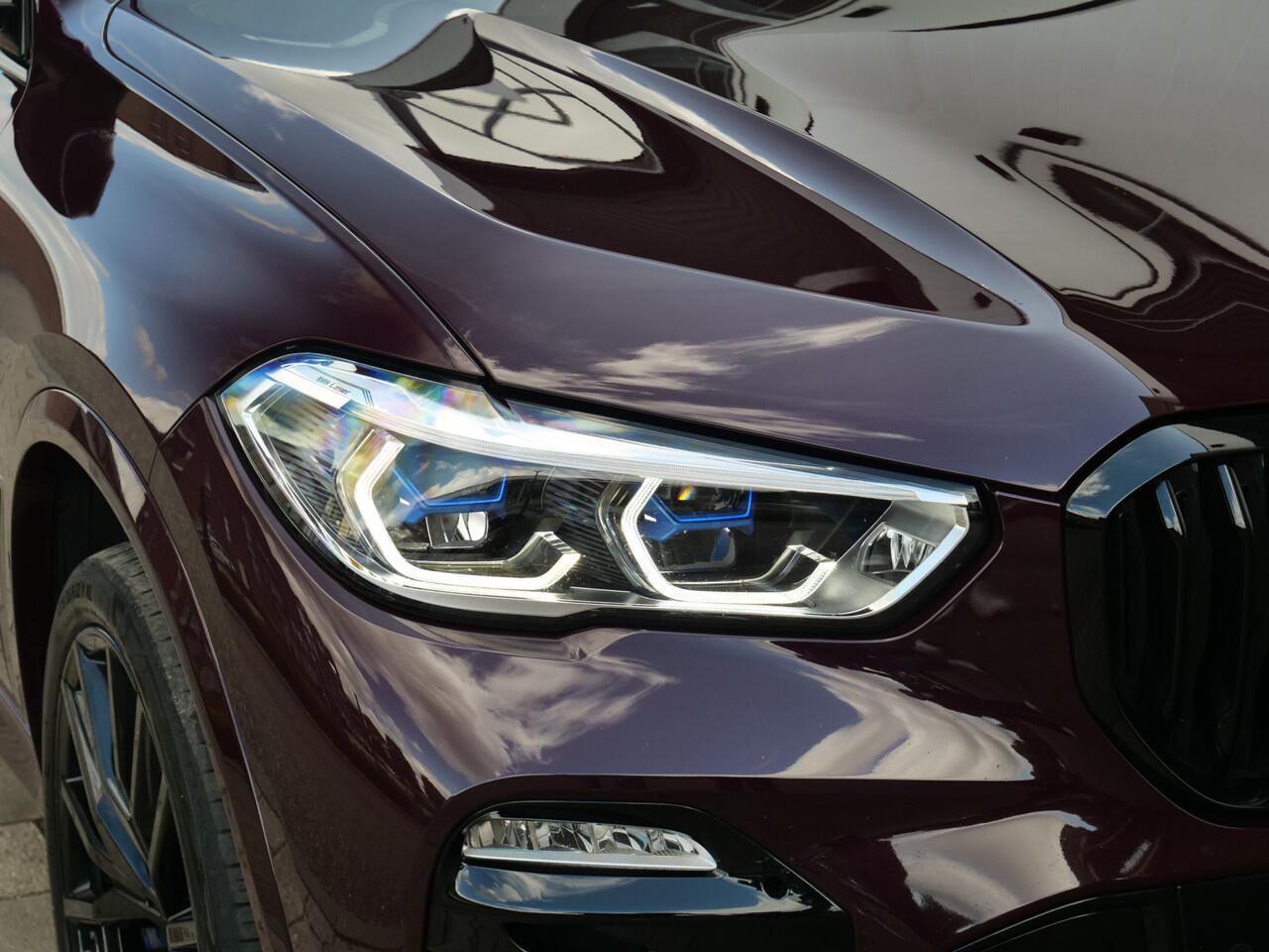 BMW X5 xDrive40d High Executive 340pk Automaat Leder / Schuifdak / Trekhaak / Sky Lounge