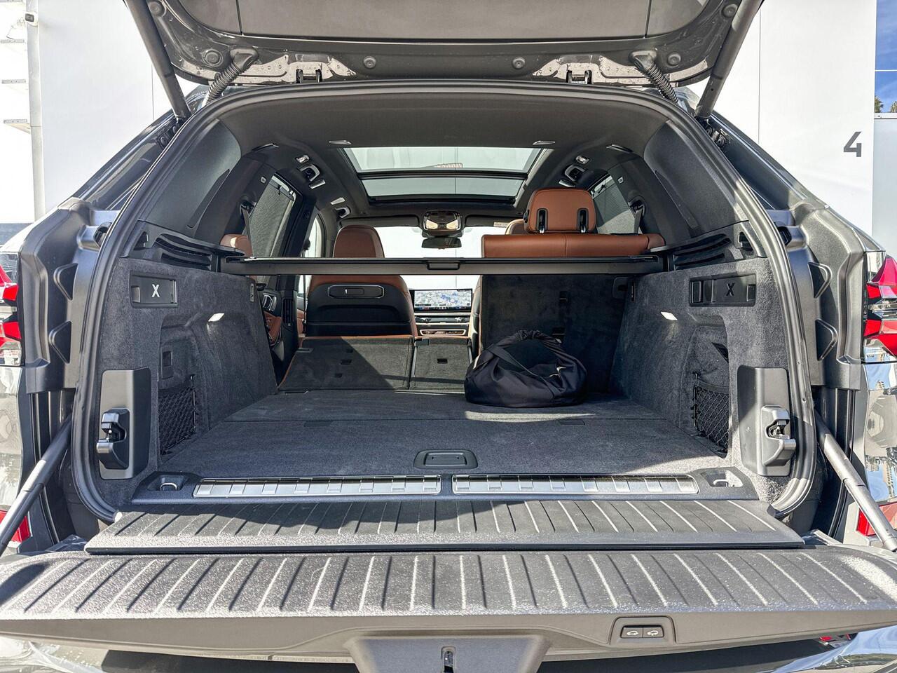 BMW X5 xDrive50e M-Sport Pro / 22 inch / Bowers & Wilkins audio / Panoramadak / Individuaal Interieur / Integral Active Steering