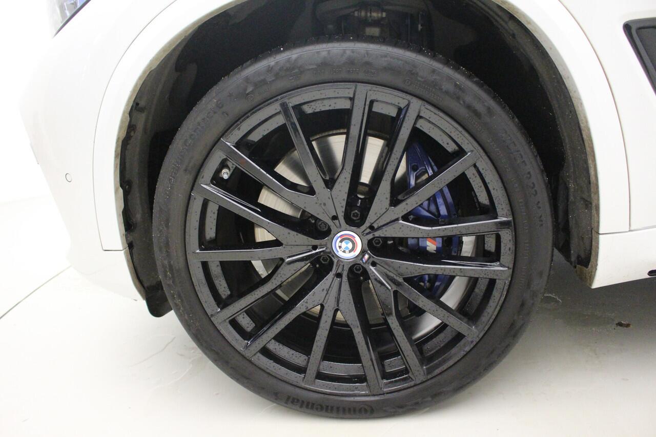 BMW X5 xDrive45e M-Sport | 22" | Active Cruise Controle | Trekhaak | Soft Close | Harman Kardon | Luchtvering | 2 jaar Garantie