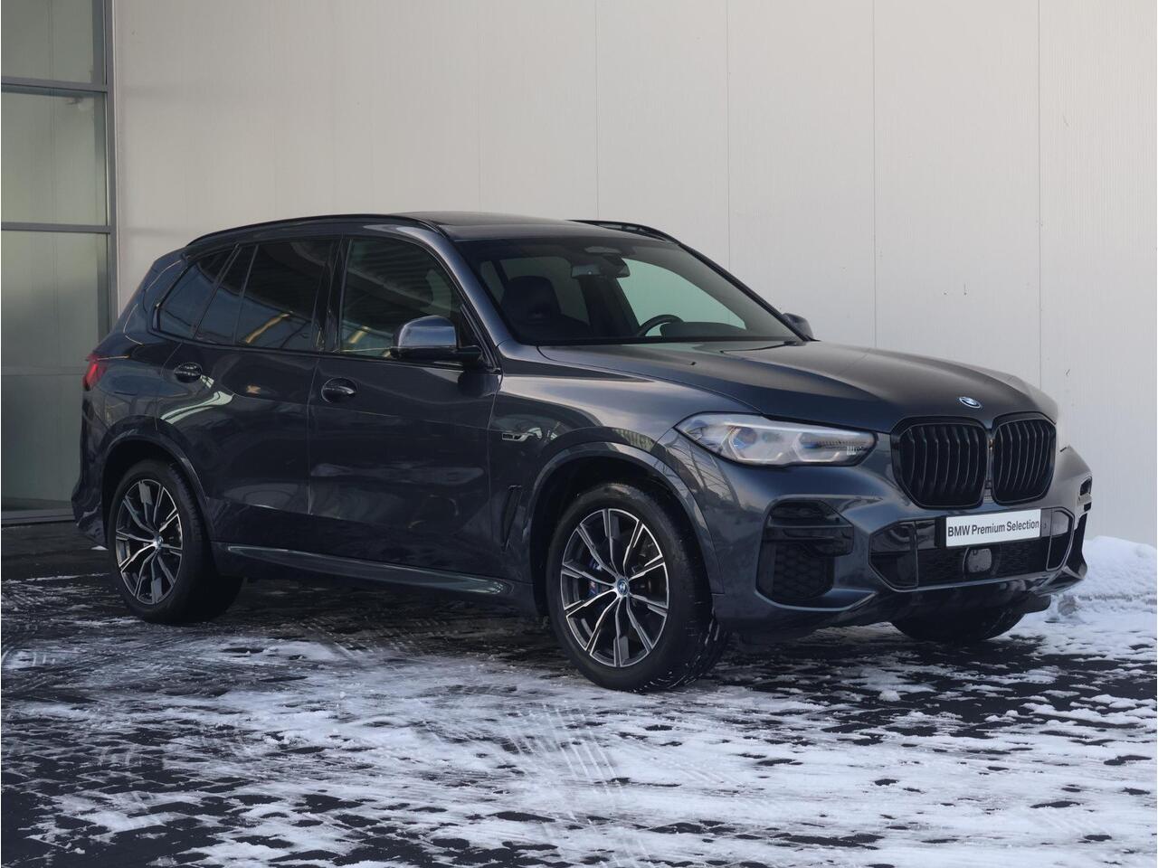 BMW X5 xDrive45e High Executive M Sportpakket/ Comfort Access/ Soft-Close/ Trekhaak/ Panoramadak/ Head-Up/ HiFi/ Driving Assistant Professional
