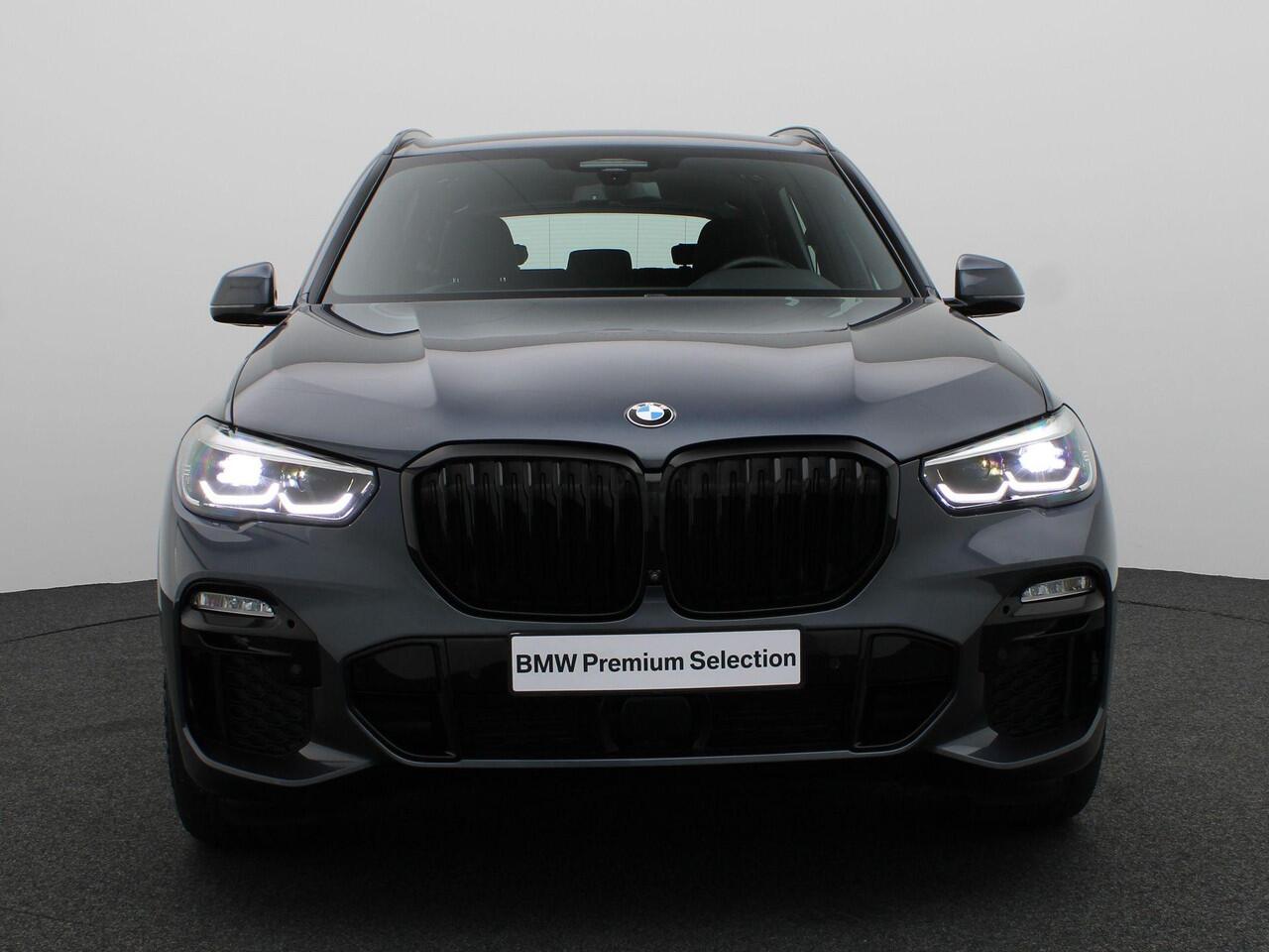 BMW X5 xDrive45e High Executive | M Sportpakket | Comfortstoelen | Trekhaak | Driving Assist. Prof. | HiFi | 21''