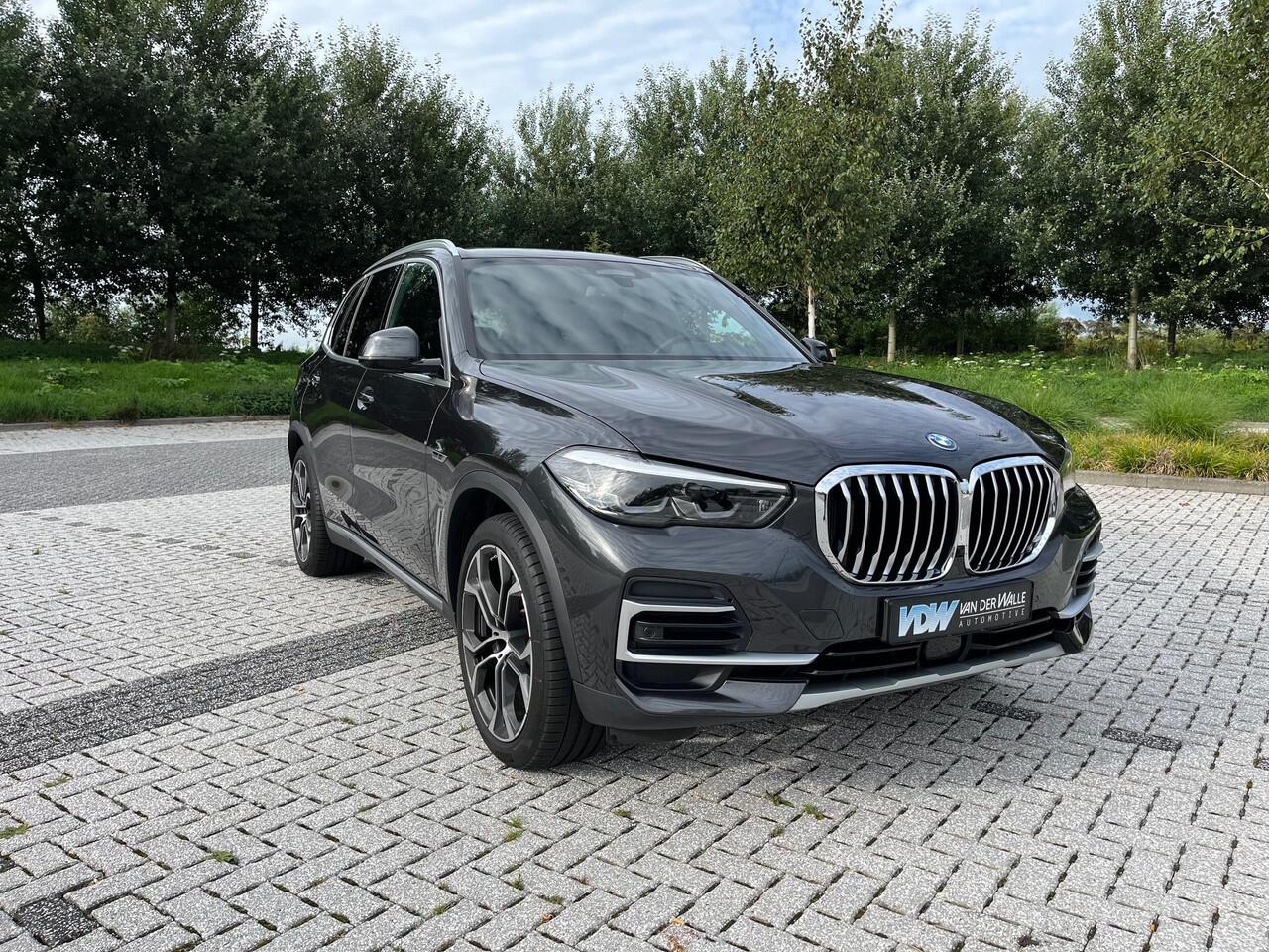 BMW X5 xDrive45e High Executive BTW Auto, Pano, HUD, Adaptive Cruise, Carplay,