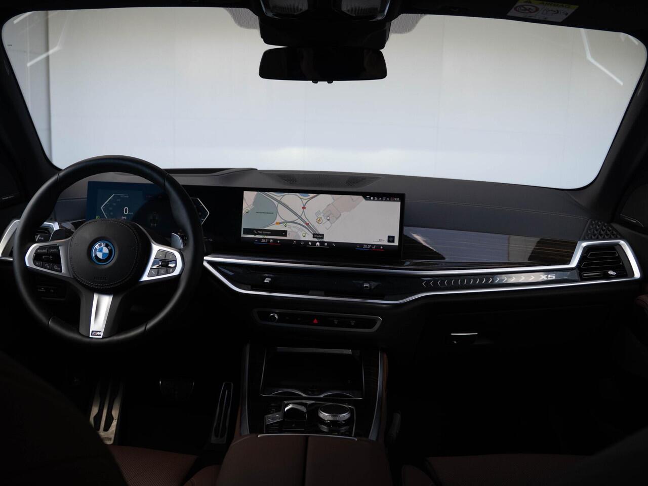 BMW X5 xDrive50e | M Sportpakket Pro | Innovation Pack | Comfort Access | Stoelverwarming | Harman Kardon | Trekhaak