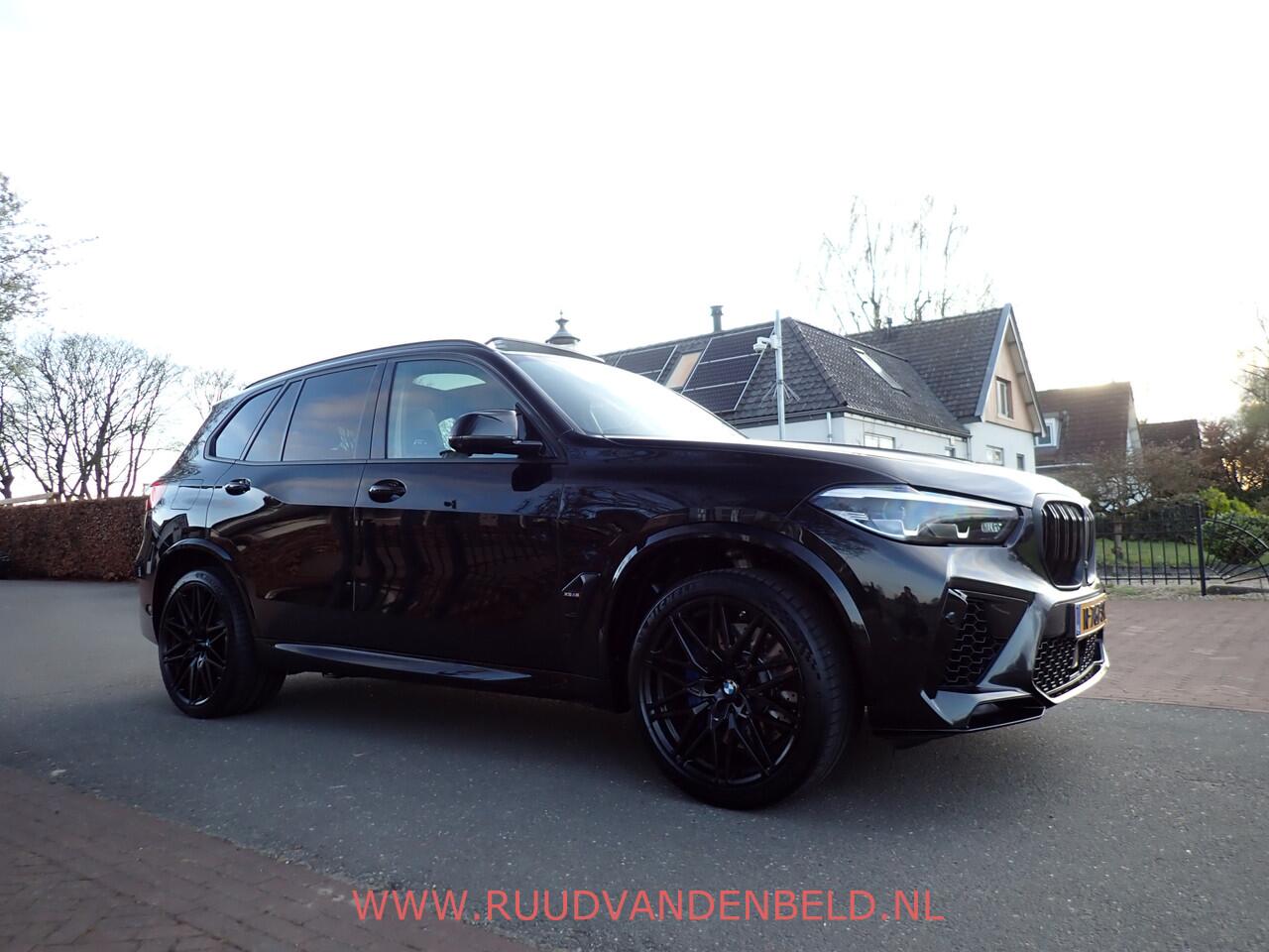 BMW X5 M ACC/HEADUP/PANODAK/TREKHAAK/SOFTCLOSE