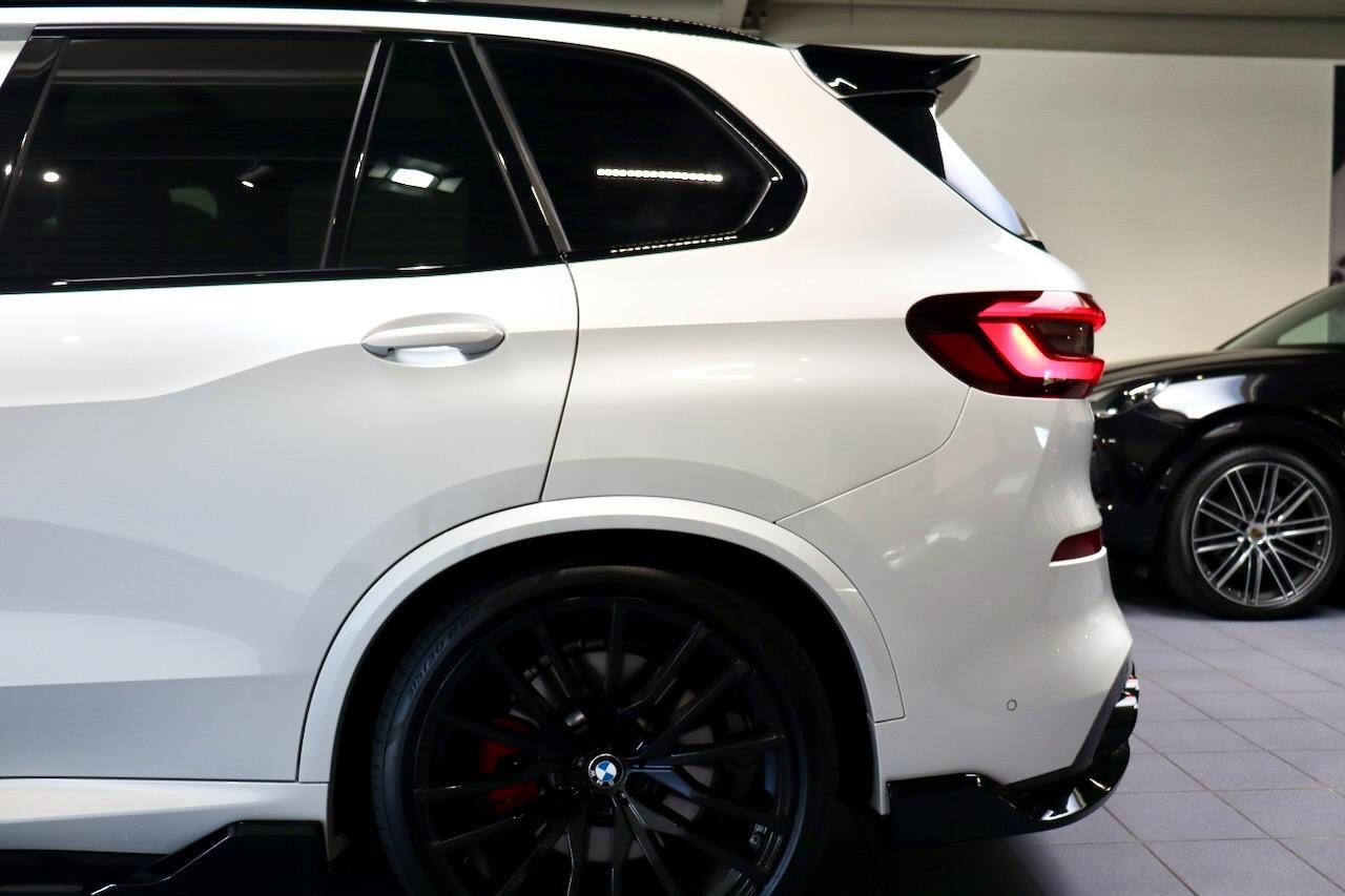 BMW X5 xDrive45e M Sport|PANO|22''|AKRA|AERO Body Maxton