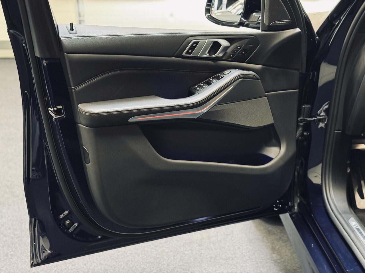 BMW X5 xDrive40i High Exe. M-Sport | 22" | Panorama | 4-wielbest.