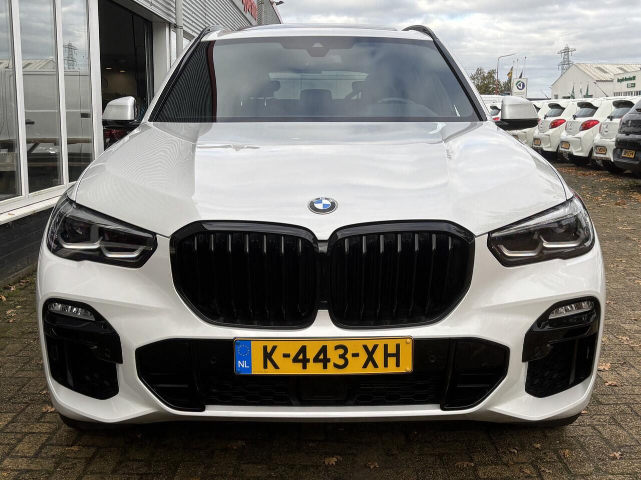 BMW X5 xDrive45e High Executive | M Pakket | Pano | Harmon Kardon | LED Koplampen