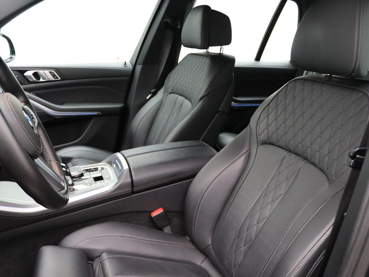 BMW X5 xDrive45e High Executive | M Sportpakket | Comfortstoelen | Trekhaak | Driving Assist. Prof. | HiFi | 21''