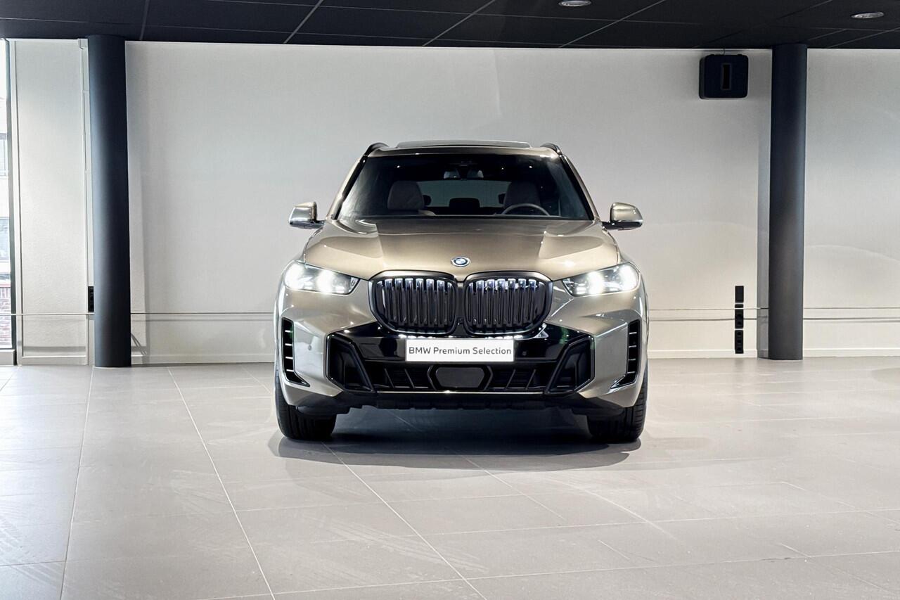 BMW X5 xDrive50e | M Sport Pro | Glazen Panoramadak | Stoelventilatie | Comfort Access | Trekhaak |