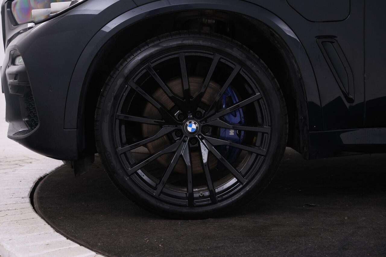 BMW X5 xDrive45e High Executive M-sport, All black! Luchtvering, Adaptief, Panoramadak, Apple Carplay
