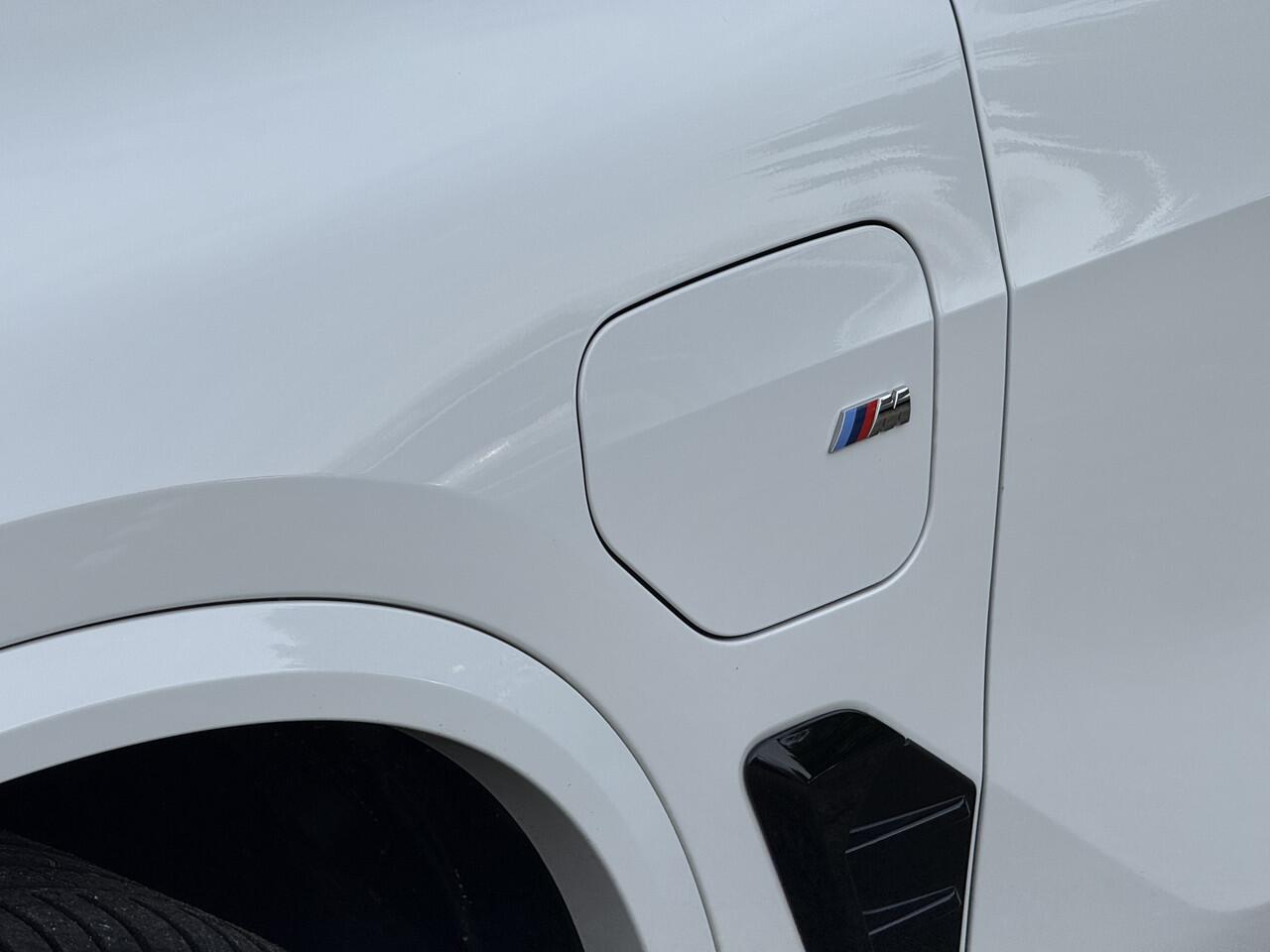 BMW X5 xDrive50e | M-Sport | Panorama | Comf. zetels + ventilatie + Verw. + Massage | Trekhaak | Harman/kardon | Soft close | Co Pilot