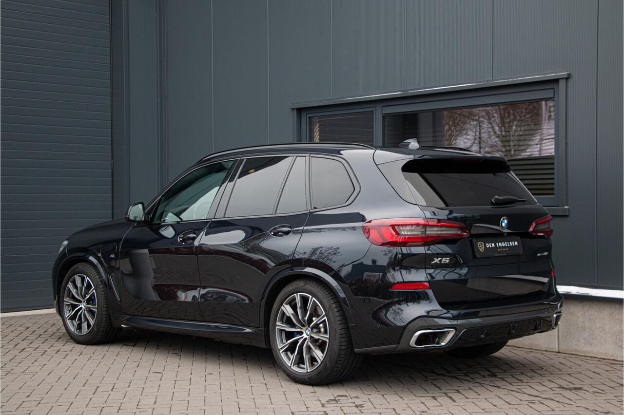 BMW X5 xDrive45e M-Sport | ACC | Comfortstoelen | Head Up | Lane + Side Assist | Pano | Harman Kardon | Camera | 20" | Memory | Dealer Onderhoud | BTW | Luchtvering | Alarm | Stoel Verwarming | Apple & Android Carplay | Ambiance | Led | Dab+ | Keyless Entry.