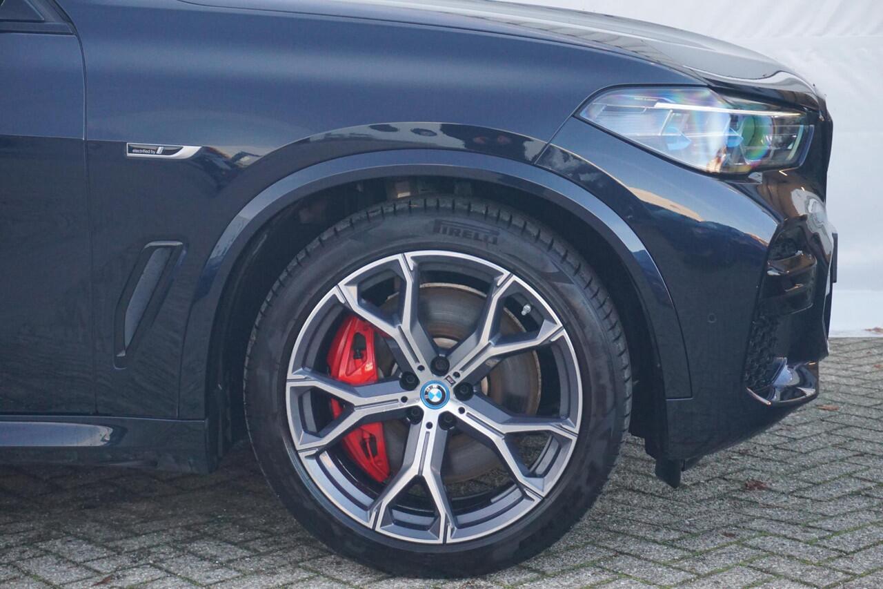 BMW X5 xDrive45e M Sportpakket 21'' / Active Steering / Panoramadak / Trekhaak / Laserlight / Driving Assistant Professional
