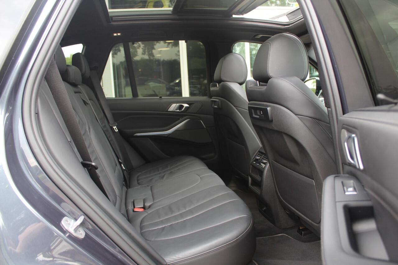 BMW X5 xDrive45e High Exe. M Sport / Panoramadak / 360Camera / Head-up / 22'' / Swarovski / Laser LED / Leder / Harman Kardon / DAB / ACC / Getint glas