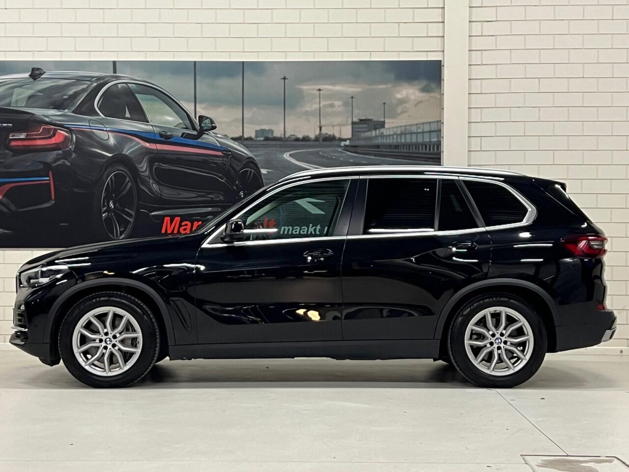 BMW X5 xDrive45e High Executive 394 PK Plugin Hybride / Luchtvering / Pano / Leder Sport Int / Navigatie / Camera / Apple CarPlay / BMW Live Cockpit Proff / Sfeer Verl / 1e Eigenaar!