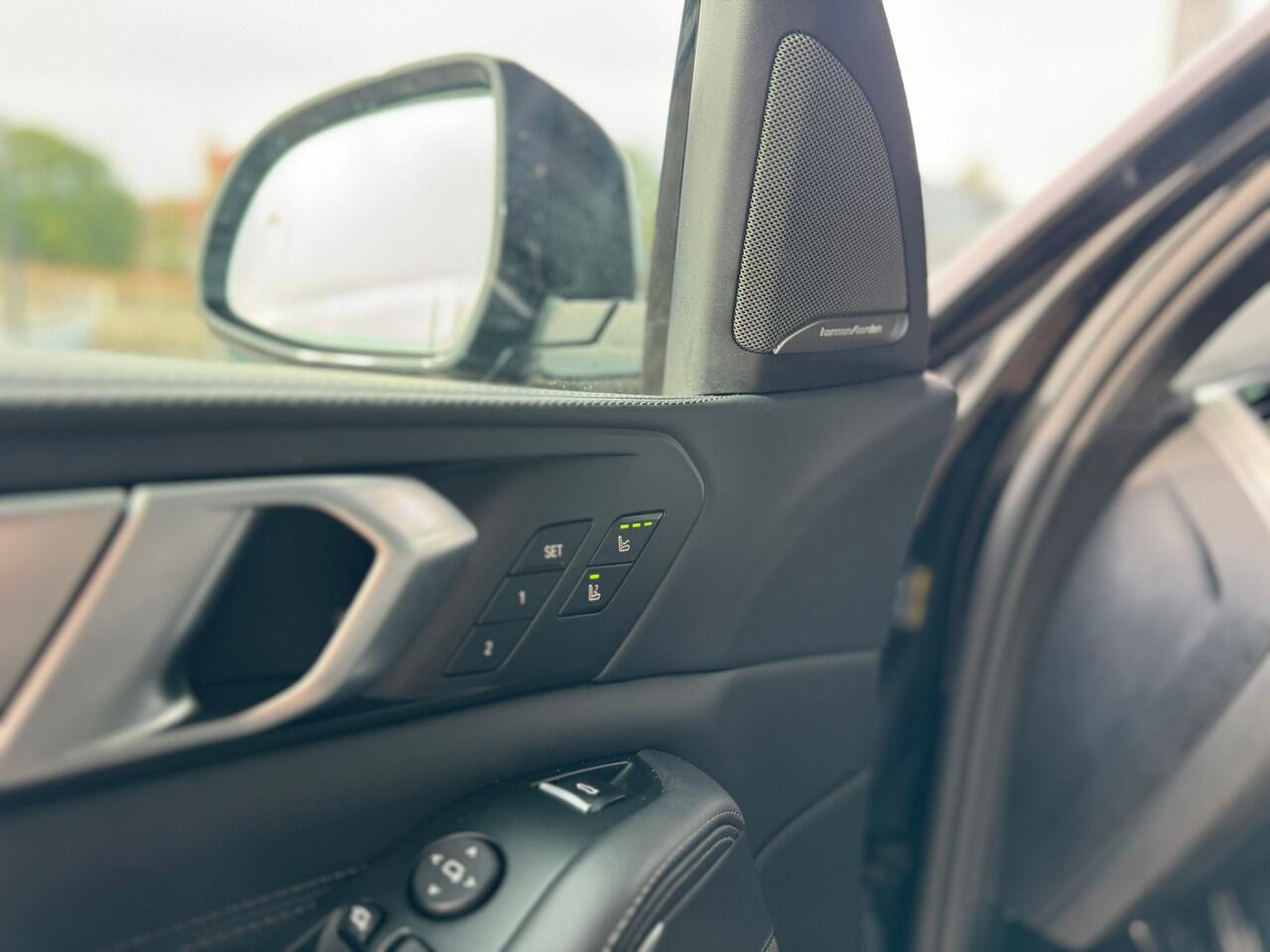 BMW X5 45e M Sport | Full Options | Laserlights | 22" | Night Vision | Massage | Sky Lounge | 4WD Besturing